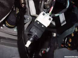See B1B79 repair manual
